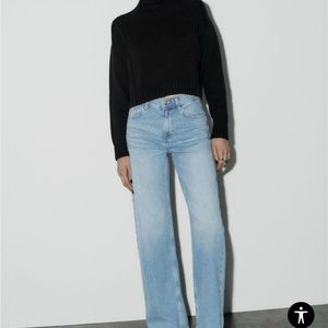 Zara high rise wide leg jeans. size 26 (us 2) basically brand new worn once.